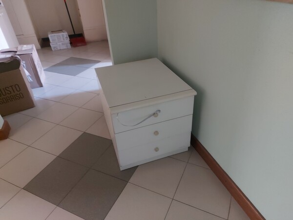 1#7904 Arredi da ufficio e materiale informatico in vendita - foto 30