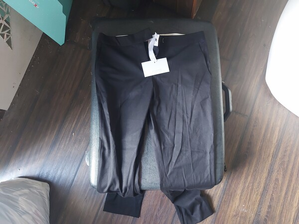 1#7906 Abbigliamento per donna e manichini in vendita - foto 10