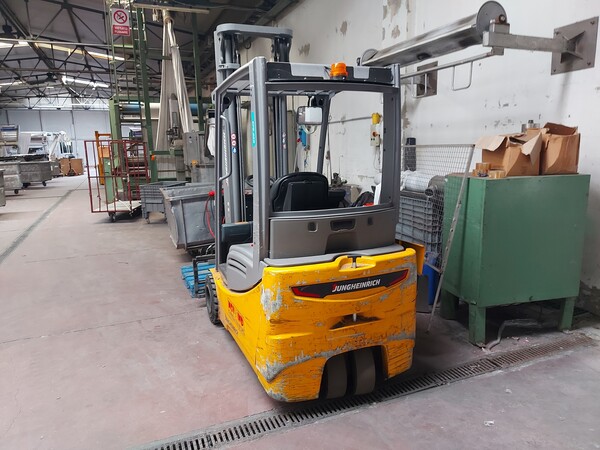 27#7909 Carrello elevatore in vendita - foto 9