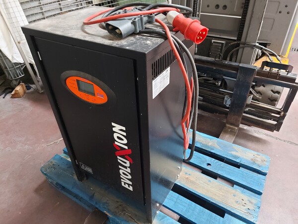 27#7909 Carrello elevatore in vendita - foto 10