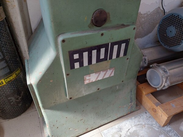 1#7915 Trancia Atom scaffalatura attrezzatura per confezione e arredo d'ufficio in vendita - foto 9