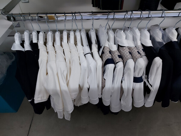 178#7915 Capi di abbigliamento da bimbo e tessuti in vendita - foto 13