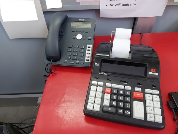 59#7915 Arredamento e attrezzature da ufficio in vendita - foto 7