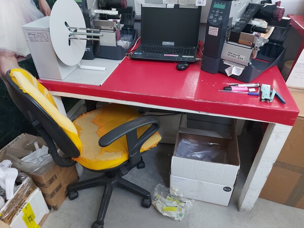 59#7915 Arredamento e attrezzature da ufficio in vendita - foto 16