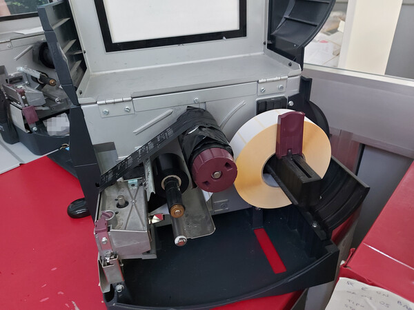 59#7915 Arredamento e attrezzature da ufficio in vendita - foto 20