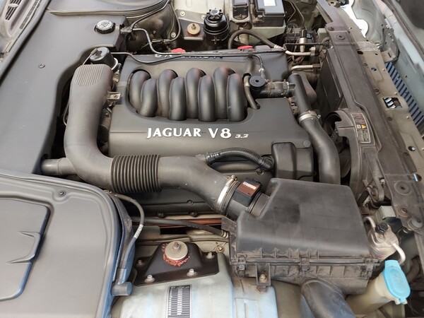 1#7918 Automobile Jaguar XJ8 in vendita - foto 13