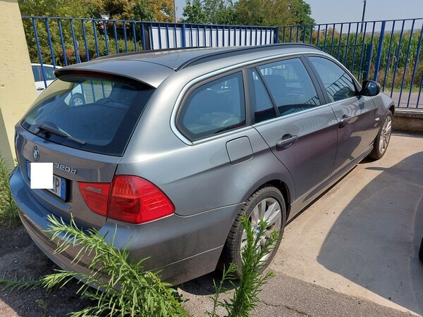 18#7918 Automobile BMW 320D Xdrive SW in vendita - foto 3