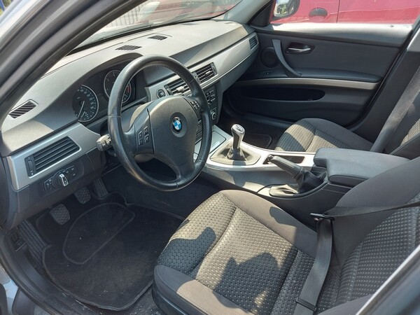 18#7918 Automobile BMW 320D Xdrive SW in vendita - foto 9