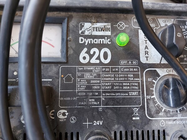 34#7918 Strumenti per cambio gomme in vendita - foto 32