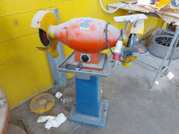 34#7918 Strumenti per cambio gomme in vendita - foto 43