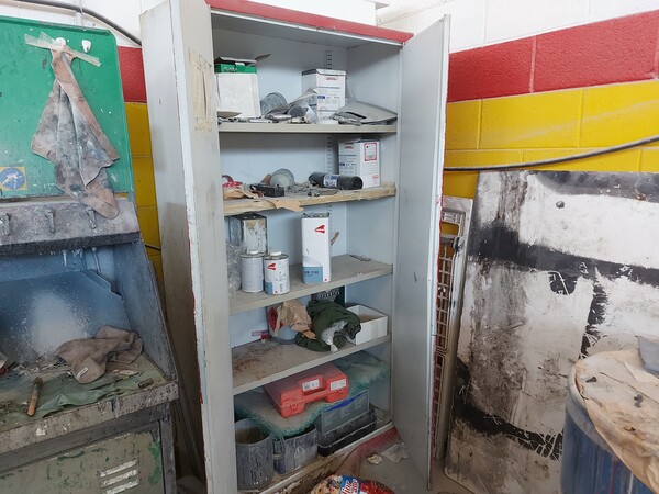 34#7918 Strumenti per cambio gomme in vendita - foto 51