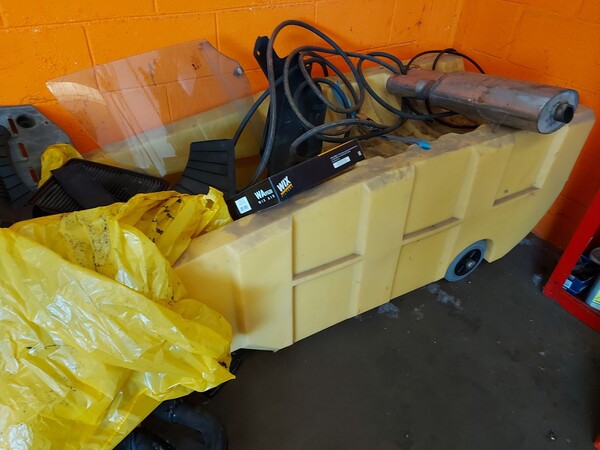 36#7918 Attrezzatura per officina meccanica e arredi uffici in vendita - foto 12