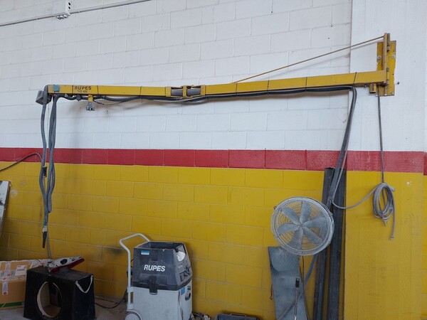 36#7918 Attrezzatura per officina meccanica e arredi uffici in vendita - foto 42