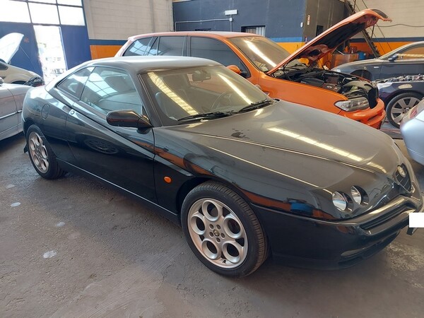 8#7918 Automobile Alfa Romeo GTV in vendita - foto 1