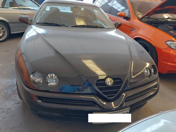8#7918 Automobile Alfa Romeo GTV in vendita - foto 2