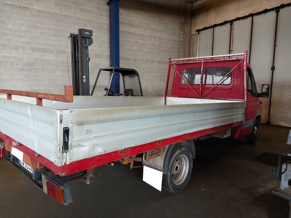 3#7921 Autocarro Iveco 35 A Austeras in vendita - foto 3