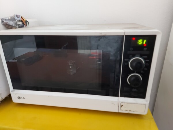 4#7921 Arredi e attrezzature elettroniche per ufficio in vendita - foto 3