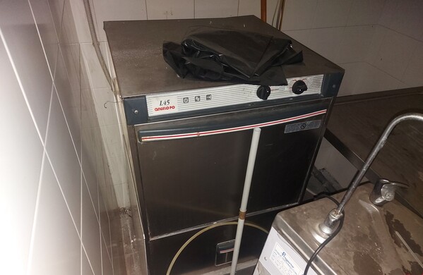 84#7922 Arredi e complementi di arredo per mensa aziendale in vendita - foto 5