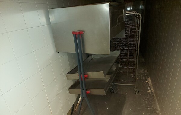 84#7922 Arredi e complementi di arredo per mensa aziendale in vendita - foto 7
