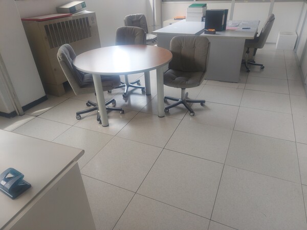 99#7922 Arredi ufficio in vendita - foto 8