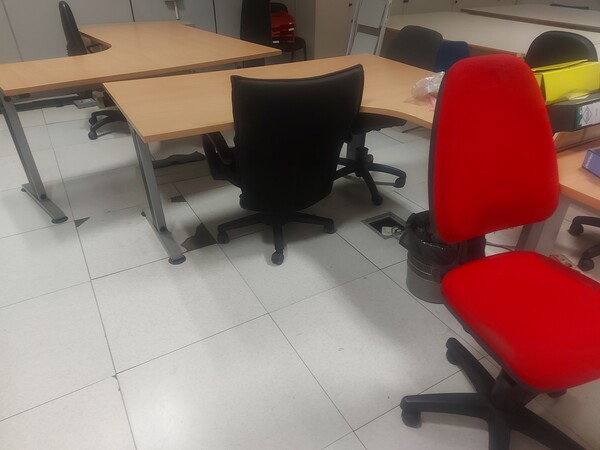 99#7922 Arredi ufficio in vendita - foto 12