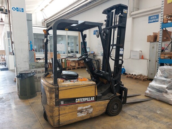 7#7923 Carrelli elevatori e lavapavimenti in vendita - foto 33