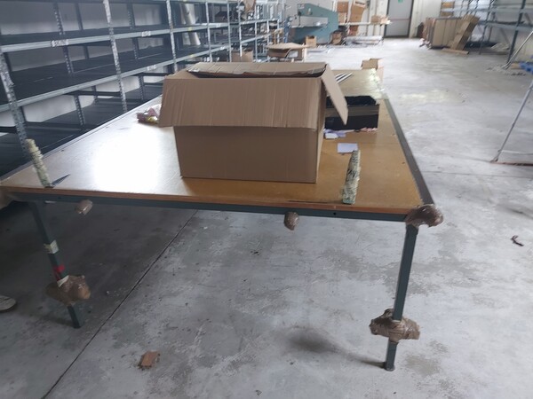 22#7925 Macchine e attrezzature per la confezione in vendita - foto 9