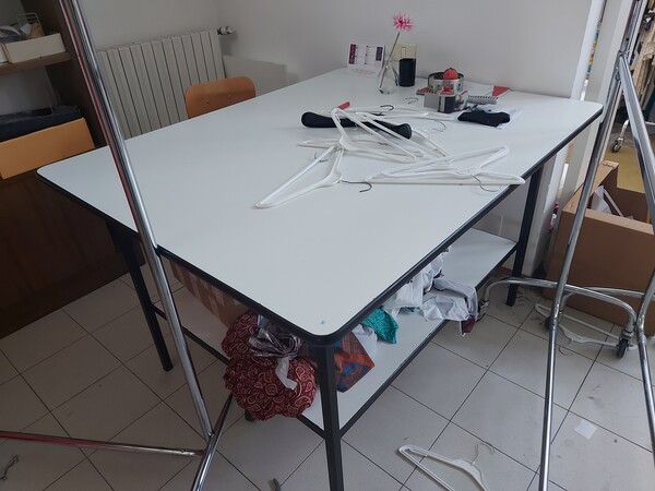 32#7925 Macchine elettroniche e arredo uffici in vendita - foto 49