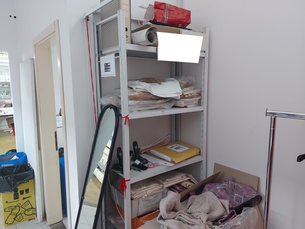 32#7925 Macchine elettroniche e arredo uffici in vendita - foto 51