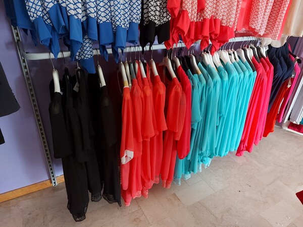 2#7928 Stock di abbigliamento e calzature uomo donna e bambino in vendita - foto 11