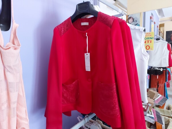 2#7928 Stock di abbigliamento e calzature uomo donna e bambino in vendita - foto 12