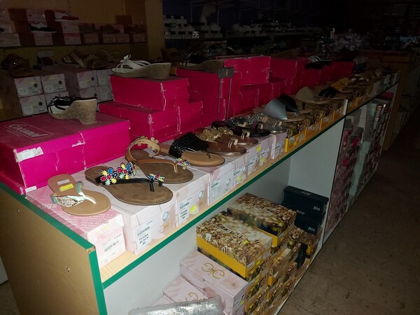 2#7928 Stock di abbigliamento e calzature uomo donna e bambino in vendita - foto 76