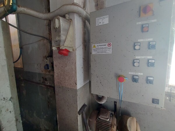 1#7932 Carrelli elevatori e pellami finiti in vendita - foto 30
