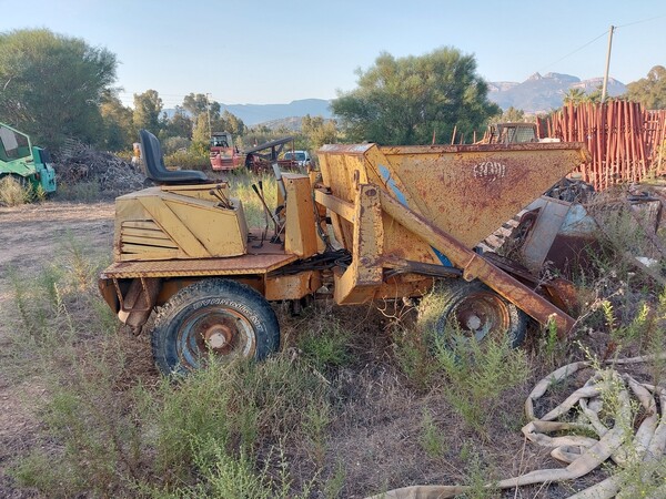 19#7937 Beton Dumper Fiori 4.60 in vendita - foto 1