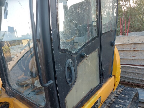 20#7937 Miniescavatore JCB 8052 in vendita - foto 14