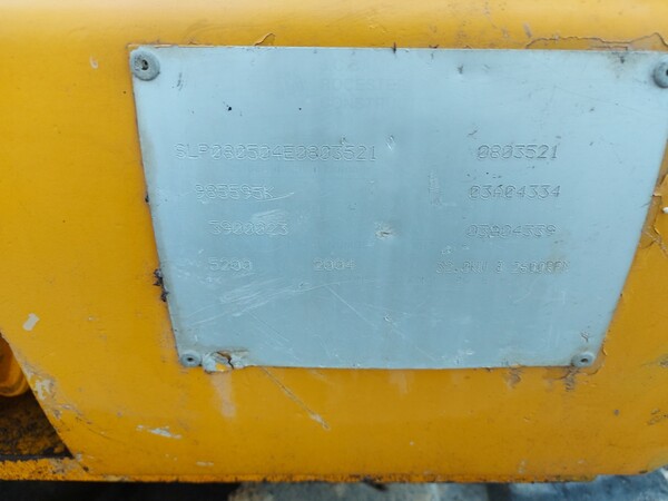 20#7937 Miniescavatore JCB 8052 in vendita - foto 18