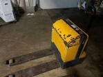 Immagine 4 - Carrello elevatore e transpallet elettrico - Lotto 11 (Asta 7940)