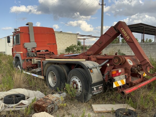 5#7943 Autocarro Iveco Scarrabile in vendita - foto 2