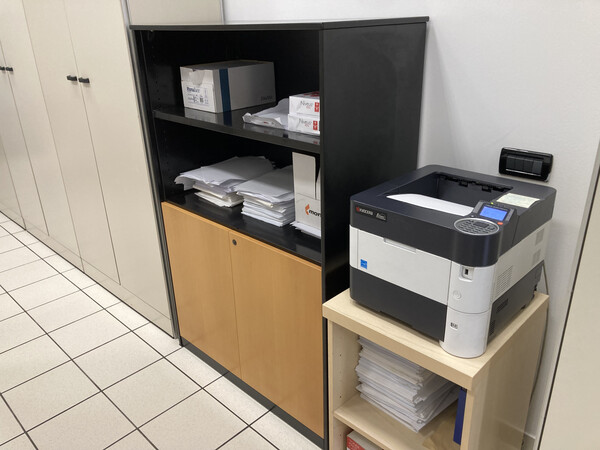 2#7953 Arredo da ufficio in vendita - foto 1