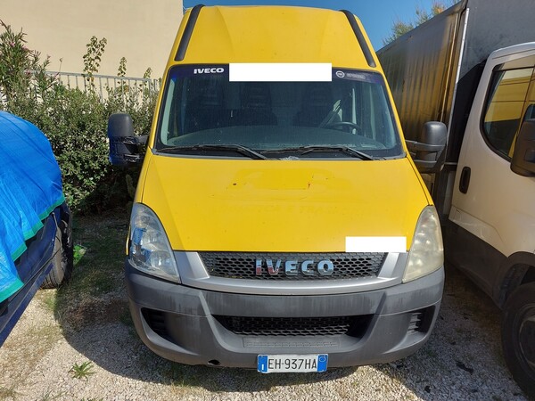 13#7956 Furgone Iveco Daily 35 S11 in vendita - foto 2