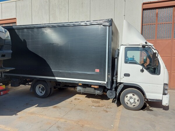 16#7956 Furgone Isuzu NPR85 in vendita - foto 3