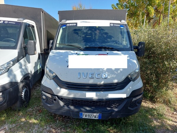 18#7956 Autocarro Iveco Daily in vendita - foto 3