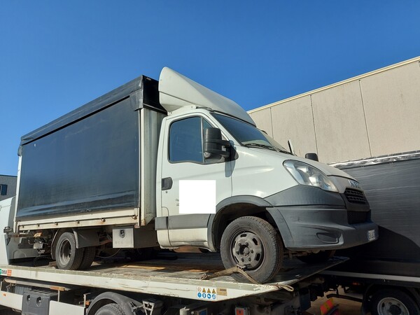 7#7956 Autocarro Iveco Daily 35c15 in vendita - foto 2