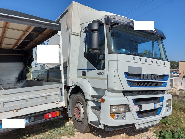 8#7956 Autocarro Iveco Magirus 260s/e4 in vendita - foto 3
