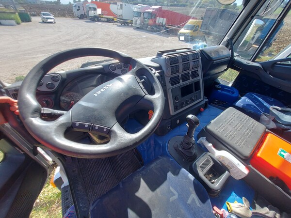 8#7956 Autocarro Iveco Magirus 260s/e4 in vendita - foto 15