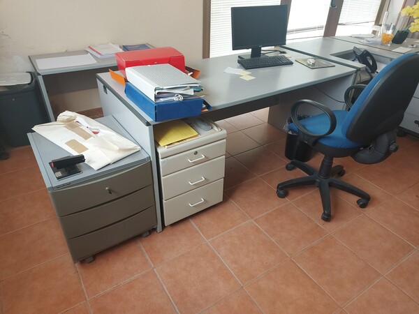 1#7957 Arredi e attrezzature da ufficio in vendita - foto 3