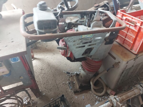 2#7957 Macchinari e attrezzature da cantiere in vendita - foto 10