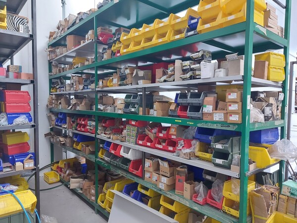 1#7959 Magazzino materie prime, semilavorati e merci in vendita - foto 6