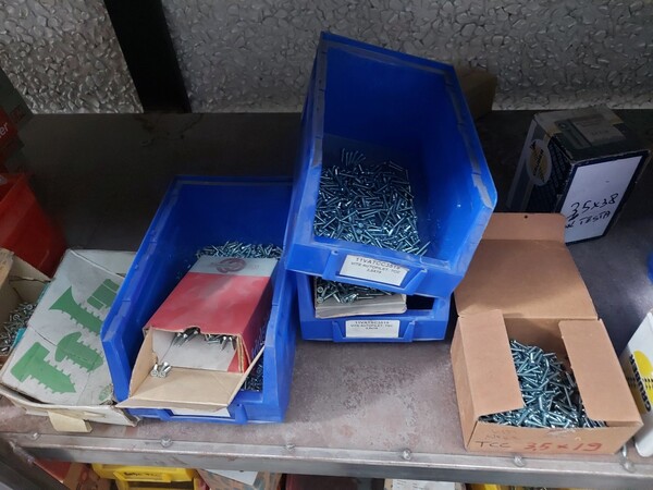 1#7959 Magazzino materie prime, semilavorati e merci in vendita - foto 9