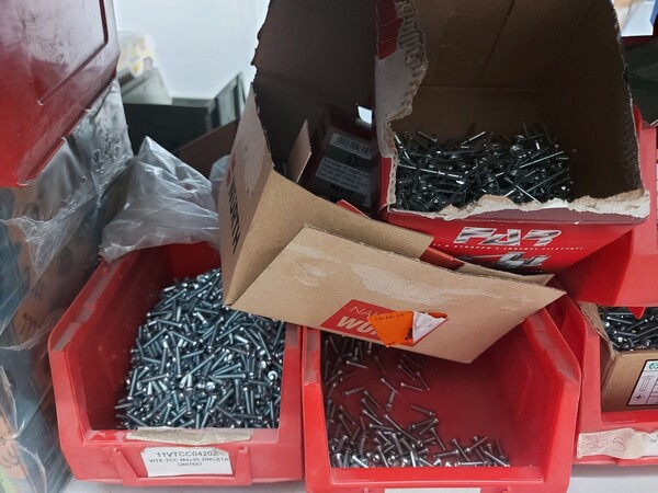 1#7959 Magazzino materie prime, semilavorati e merci in vendita - foto 16